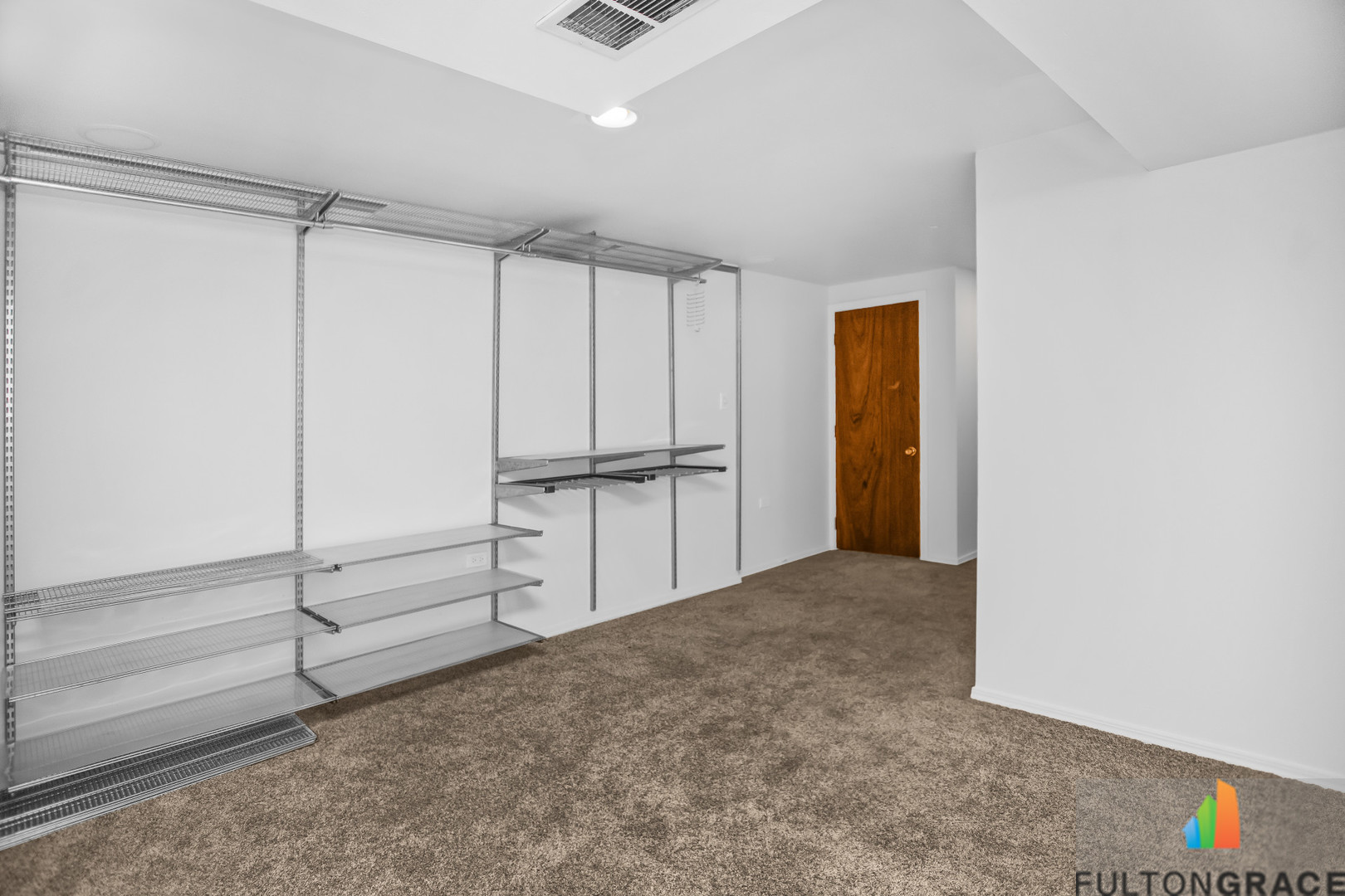 2744 West Warren Boulevard, Unit 1 Chicago, IL 60612 - Photo 12 of 15 a view of an empty room