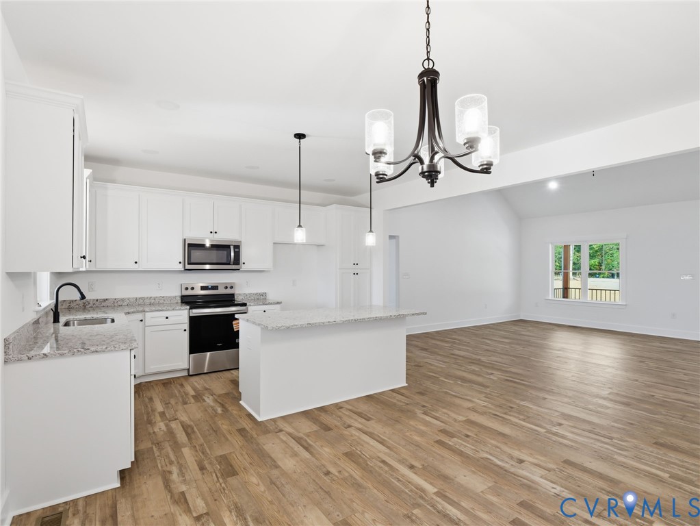 3706 Broad St Road Gum Spring, VA 23065 - Photo 13 of 34