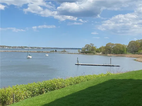 $279,900 | 400 Narragansett Parkway, Unit NB1, Warwick, RI 02888