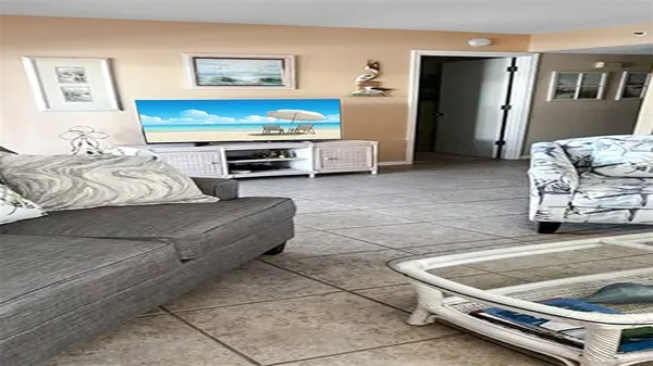 $9,900 | 1365 Siesta Bayside Drive, Unit 1365C, Sarasota, FL 34242