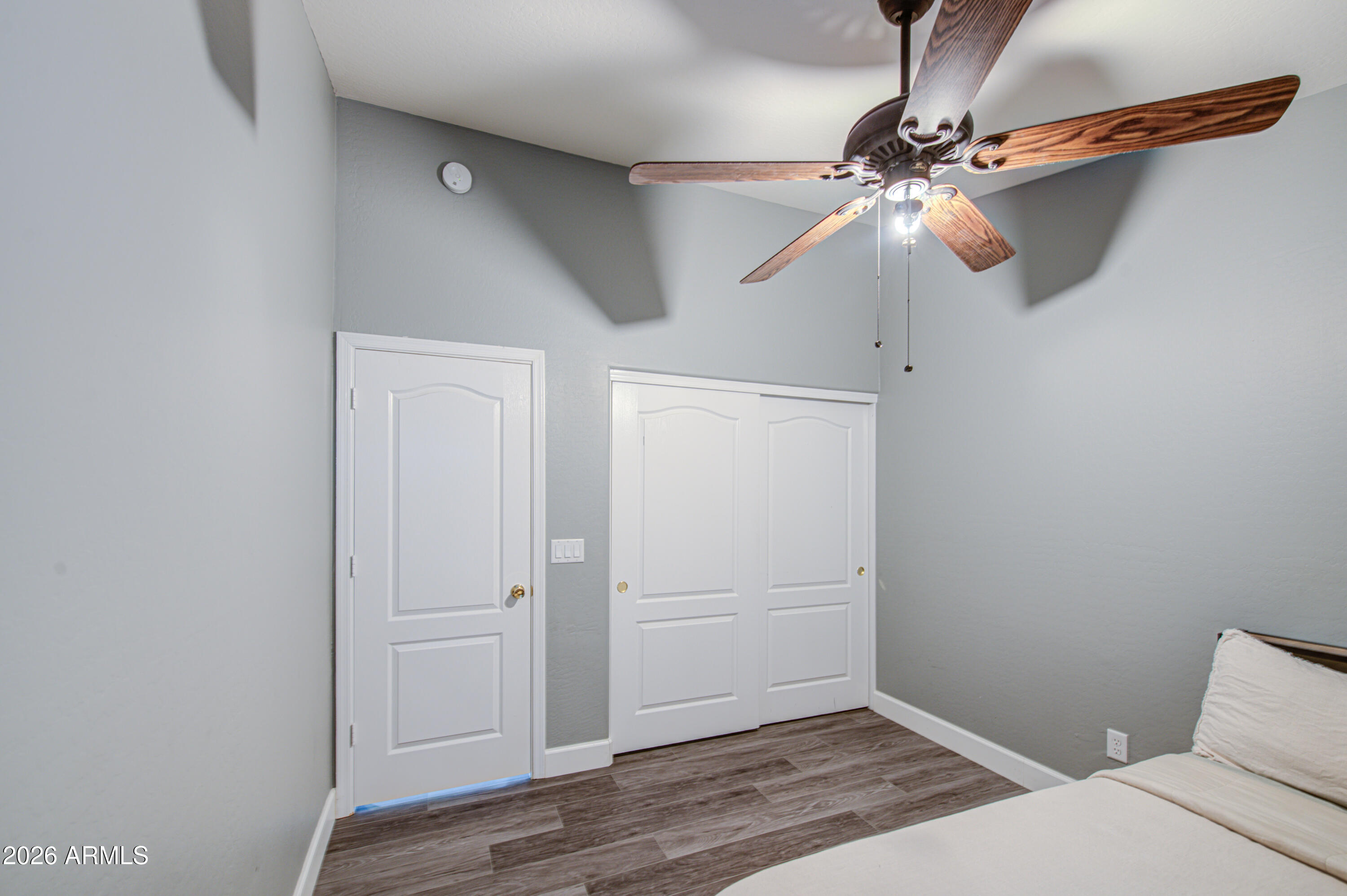 9130 West Riverside Avenue Tolleson, AZ 85353 - Photo 20 of 31 Bedroom 2-pic 2