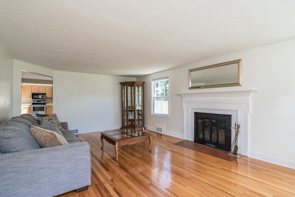 1466-1468 Page Boulevard Springfield, MA 01104 - Photo 11 of 42