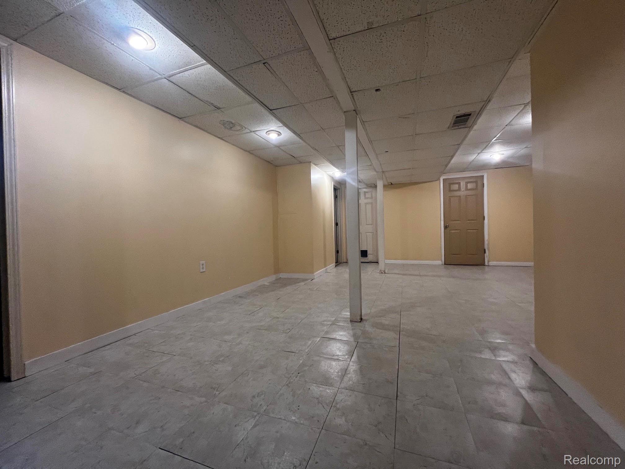 3431 Crooks Road Troy, MI 48084 - Photo 8 of 9 8.jpg