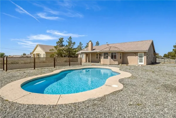 $399,900 | 401 Arapahoe Street, Pahrump, NV 89048