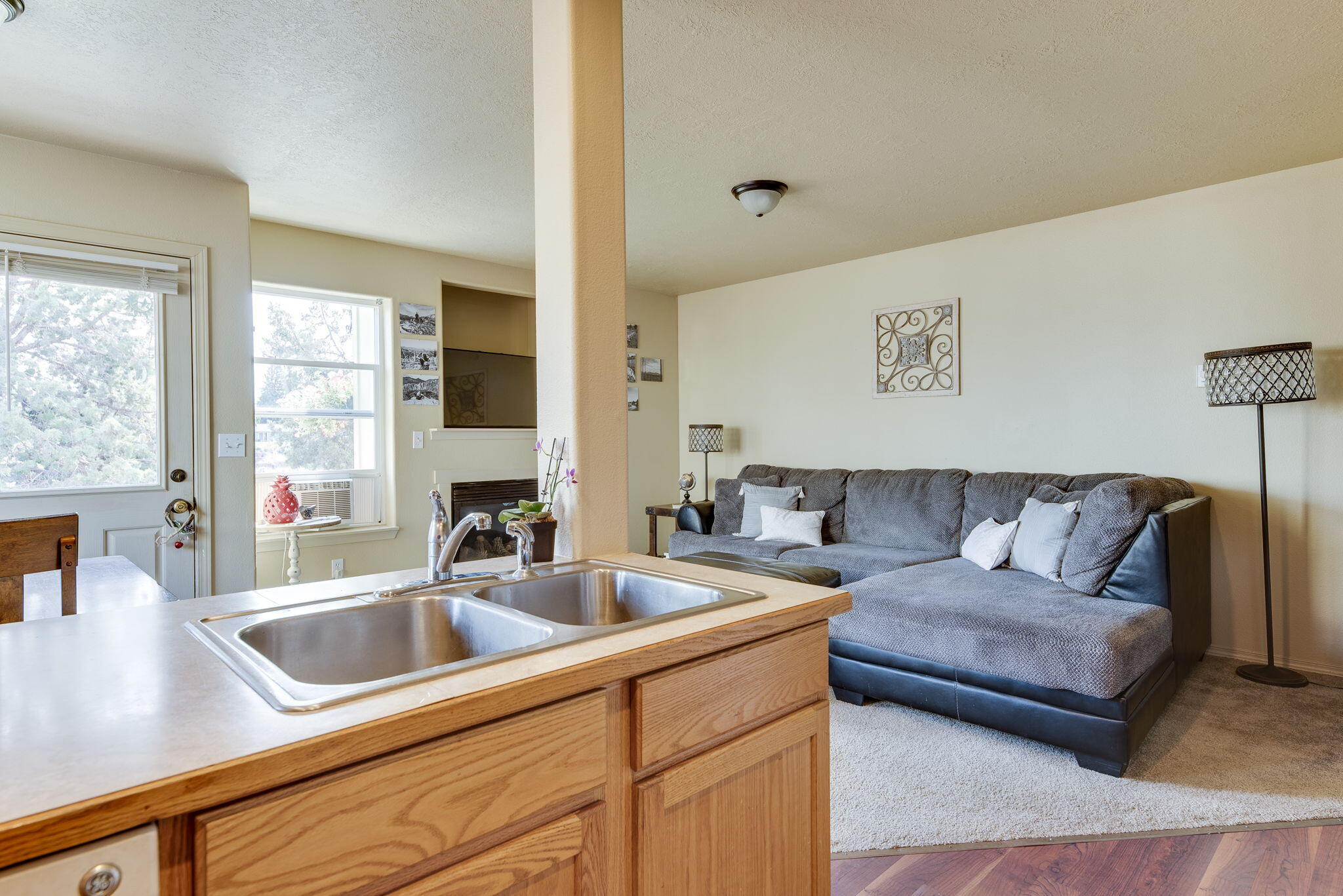 996 Southwest Rimrock Way Redmond, OR 97756 - Photo 18 of 29 15-web-or-mls-996 SW Rimrock Way-15