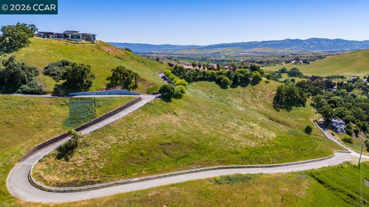 1615 Lawrence Road Danville, CA 94506 - Photo 4 of 60