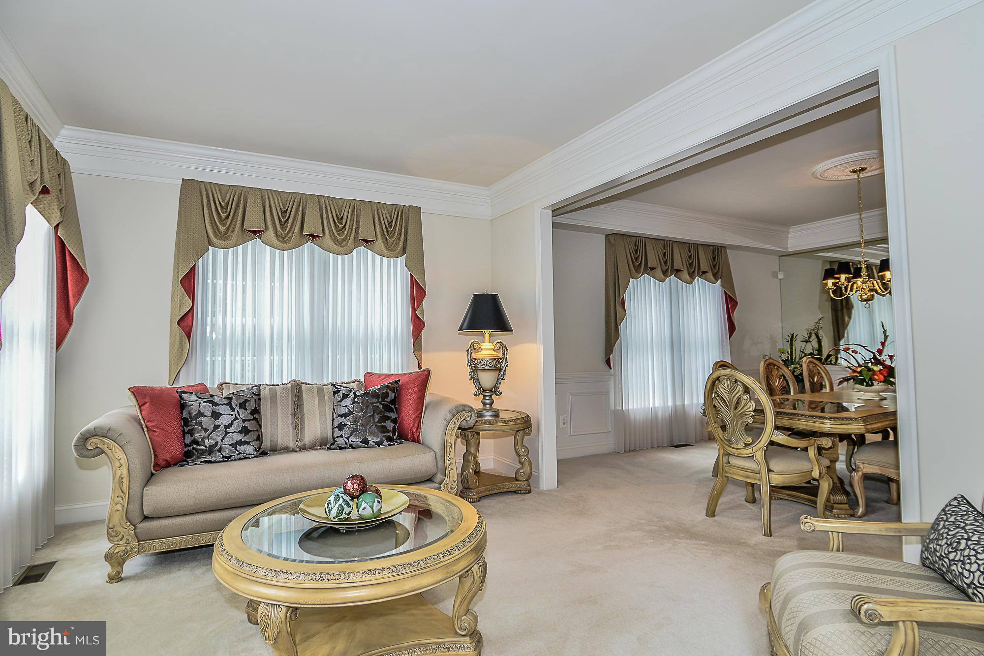 6114 Garden Road Springfield, VA 22152 - Photo 3 of 30 Living Room