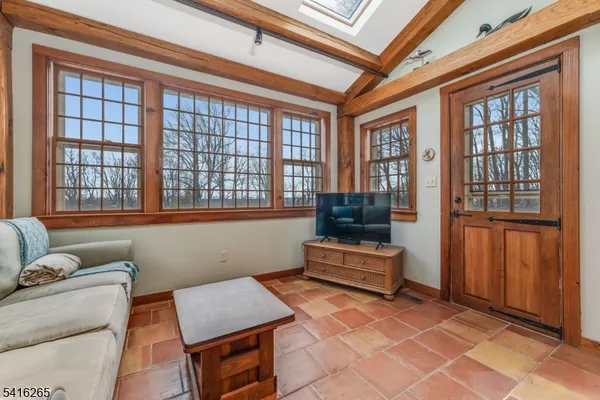 $848,800 | 2 Driftway Drive, High Bridge, NJ 08829