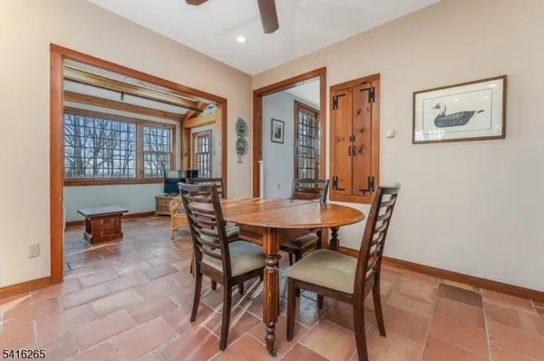 $848,800 | 2 Driftway Drive, High Bridge, NJ 08829