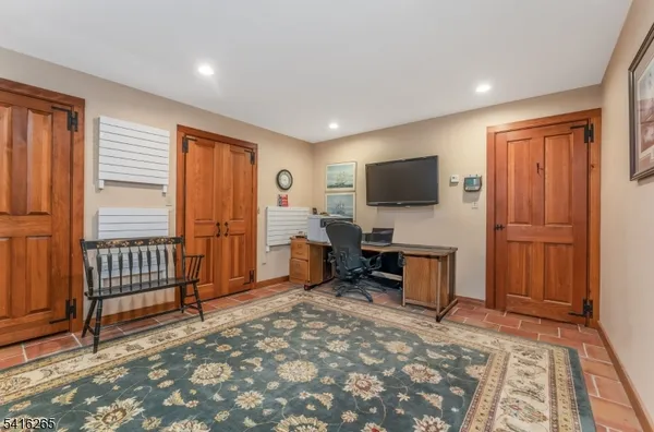 $848,800 | 2 Driftway Drive, High Bridge, NJ 08829