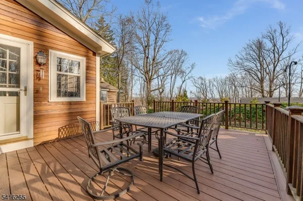 $848,800 | 2 Driftway Drive, High Bridge, NJ 08829