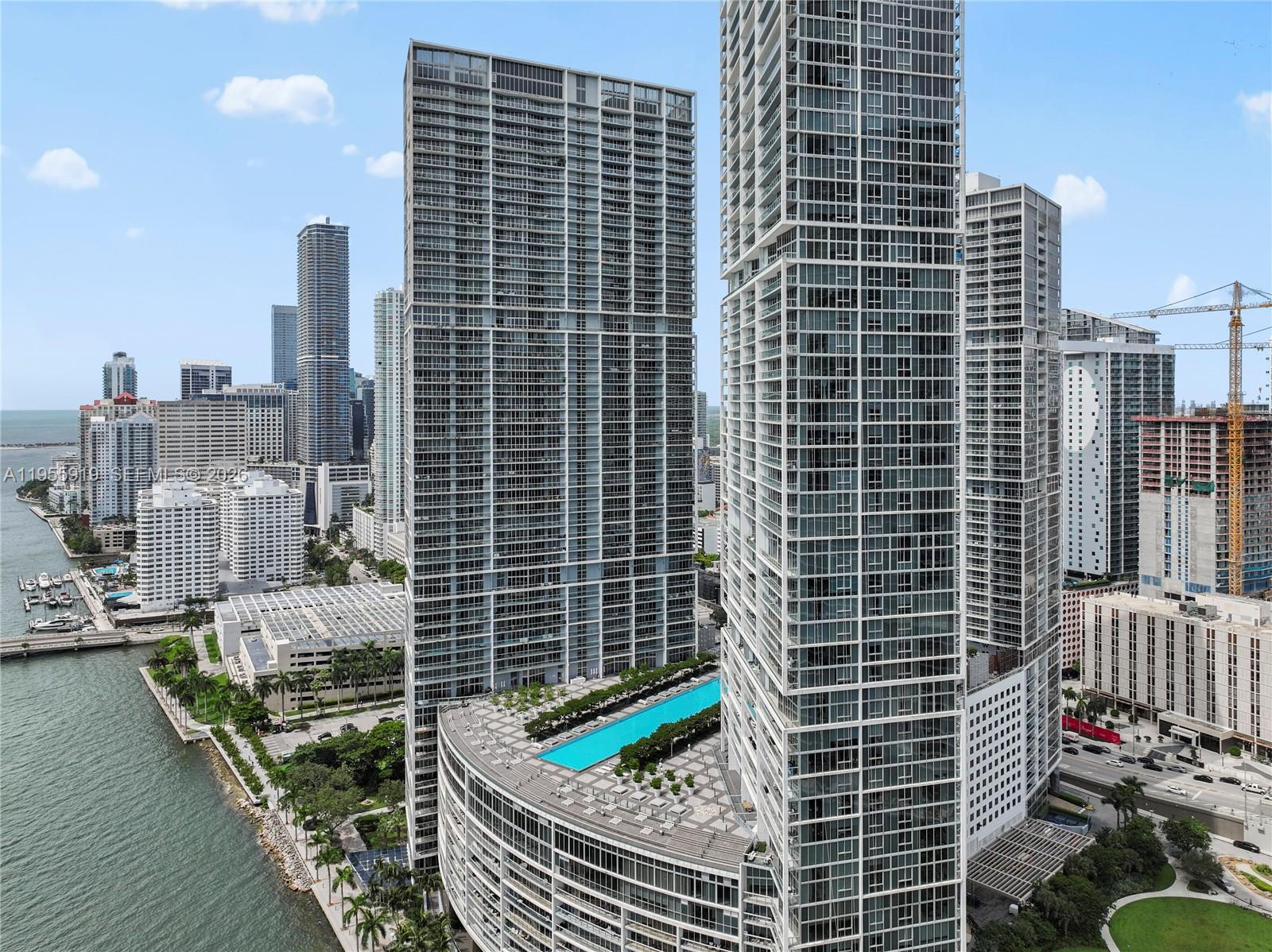 495 Brickell Avenue, Unit 3208 Miami, FL 33131 - Photo 13 of 51 a view of buildings with city view