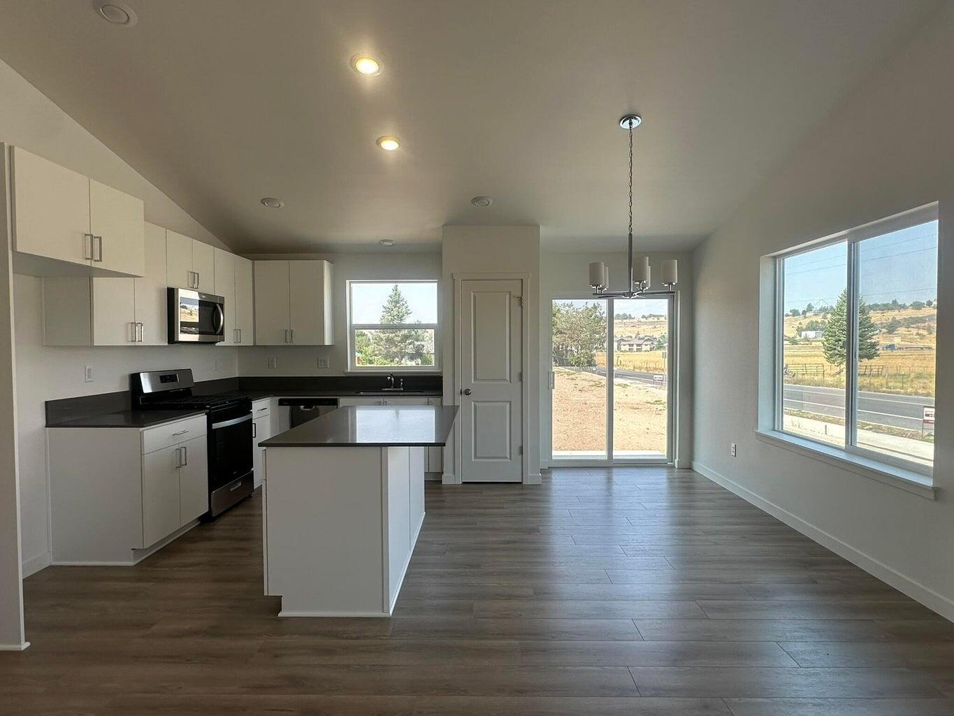 730 Northeast Rickenbacker Road, Unit 131 Madras, OR 97741 - Photo 4 of 14 Photo of similar home, finishes may vary