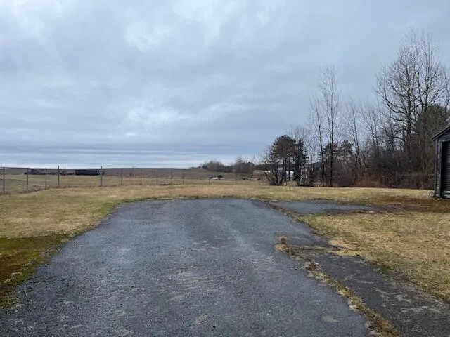 $24,900 | 105 Main Street, Limestone, ME 04750