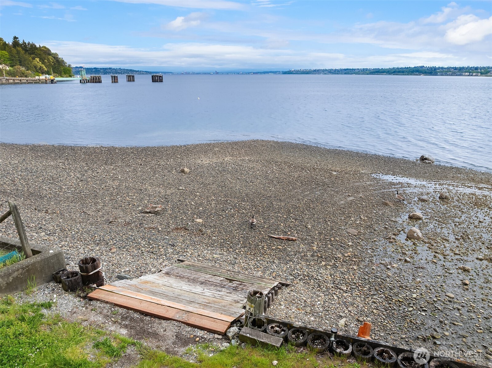 13725 Southwest Pohl Road Vashon, WA 98070 - Photo 30 of 40 a view of an ocean beach