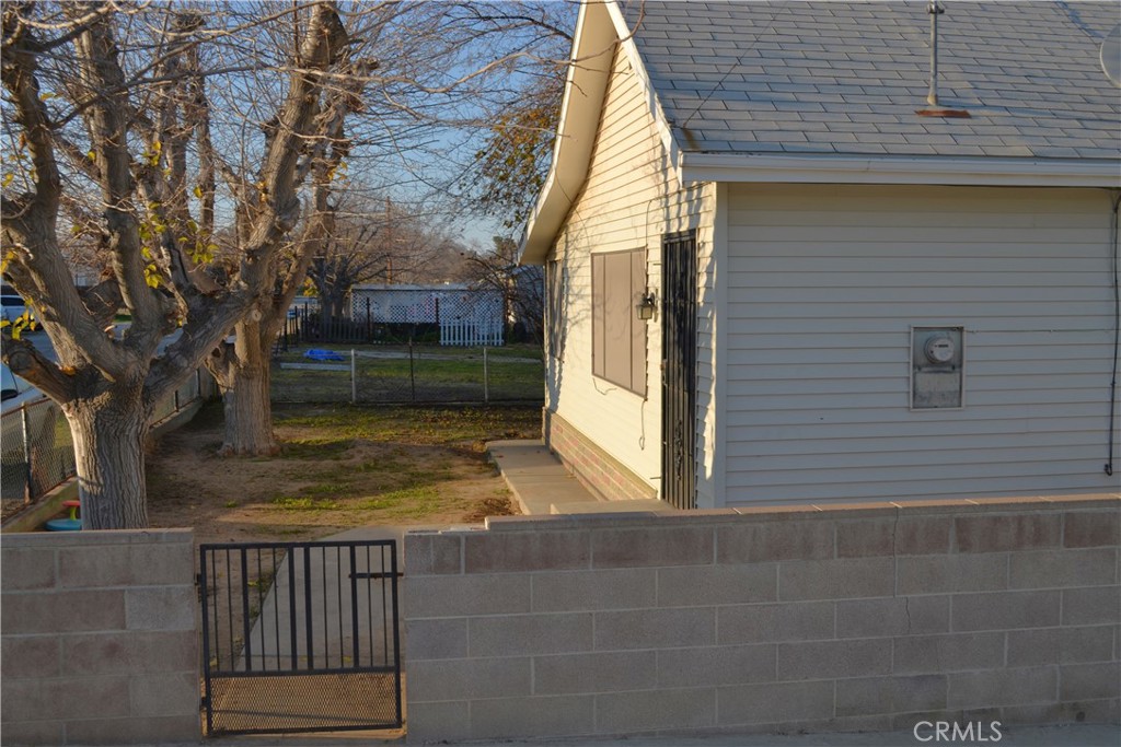 24882 3rd Street Fellows, CA 93224 - Photo 4 of 22