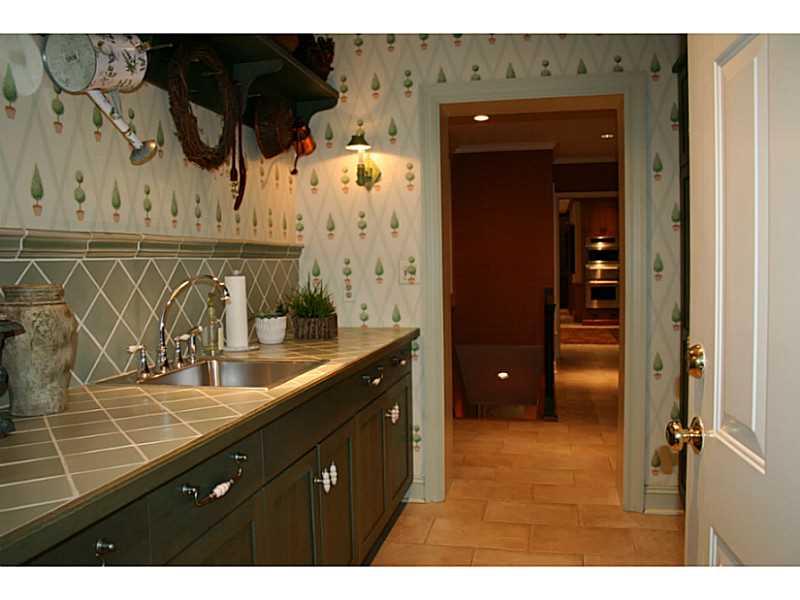 169 Country Club Road Sewickley Heights, PA 15143 - Photo 16 of 24 Full Bath.