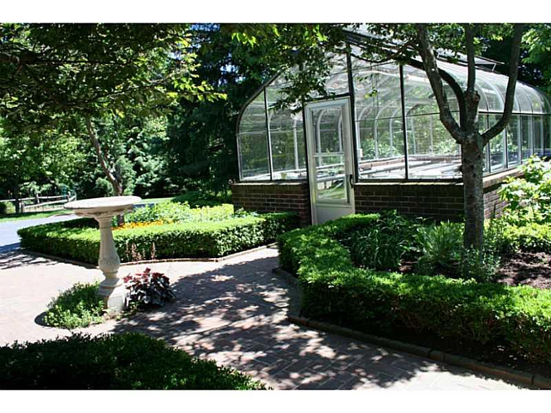 169 Country Club Road Sewickley Heights, PA 15143 - Photo 20 of 24 Exterior Back.