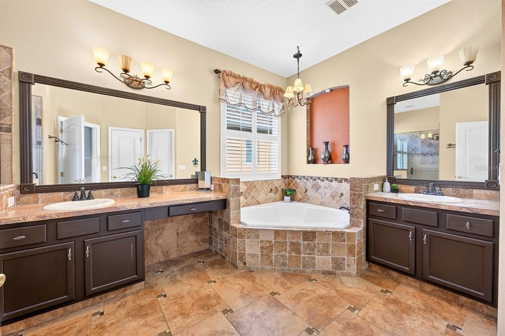 13537 Kitty Fork Road Orlando, FL 32828 - Photo 13 of 40