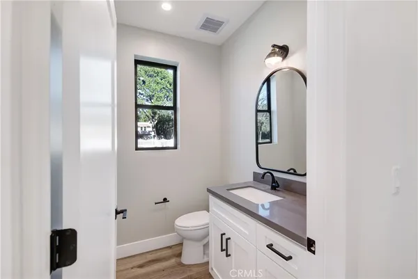 $5,995 | 13461 Bradley Avenue, Sylmar, CA 91342