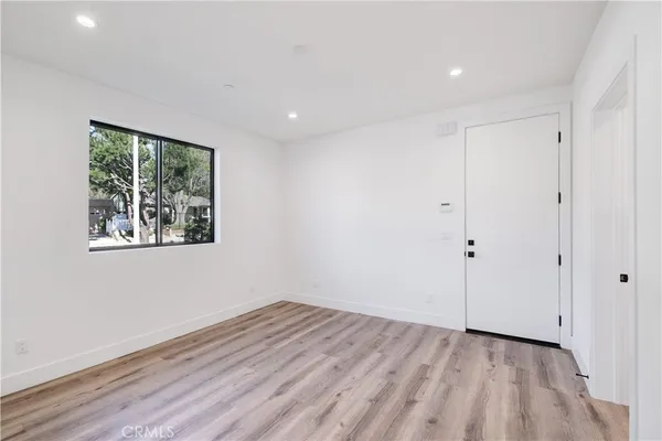 $5,995 | 13461 Bradley Avenue, Sylmar, CA 91342