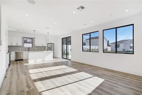 $5,995 | 13461 Bradley Avenue, Sylmar, CA 91342