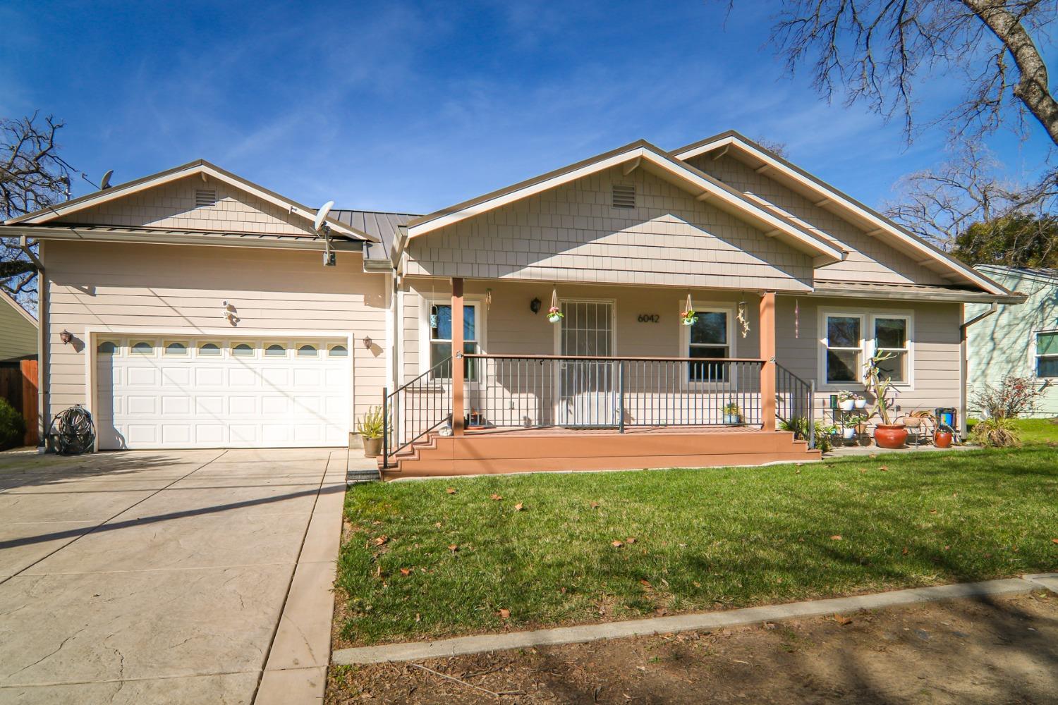 6042 South Walnut St