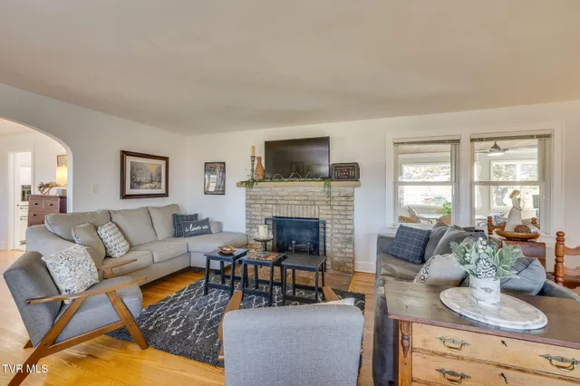 $560,000 | 845 Highway 44, Bristol, TN 37620