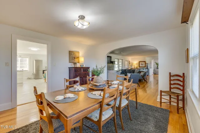 $560,000 | 845 Highway 44, Bristol, TN 37620