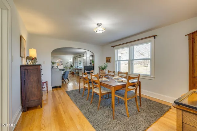 $560,000 | 845 Highway 44, Bristol, TN 37620