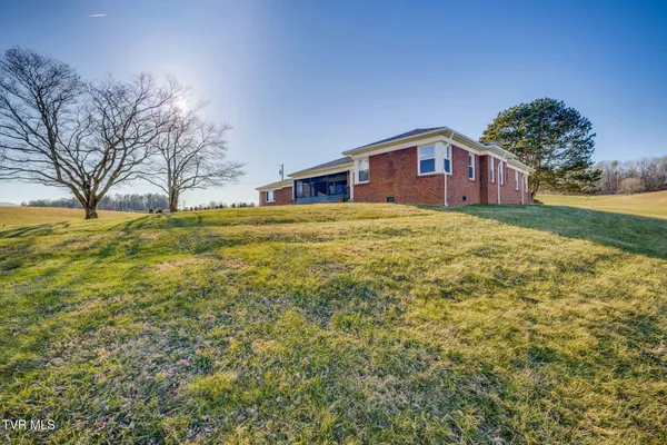 $560,000 | 845 Highway 44, Bristol, TN 37620