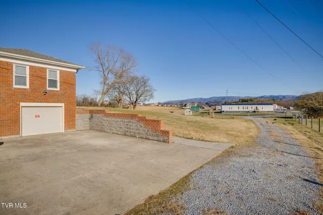 $560,000 | 845 Highway 44, Bristol, TN 37620