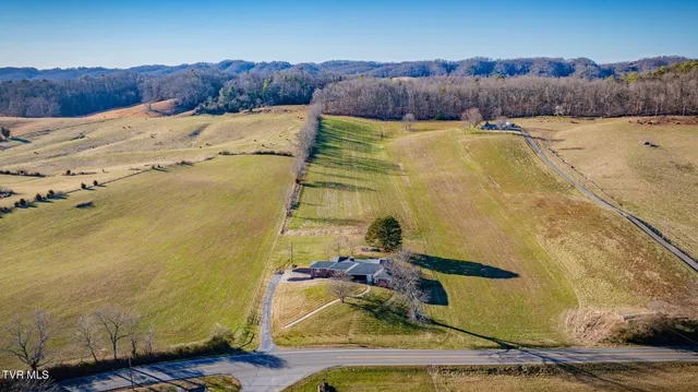 $560,000 | 845 Highway 44, Bristol, TN 37620