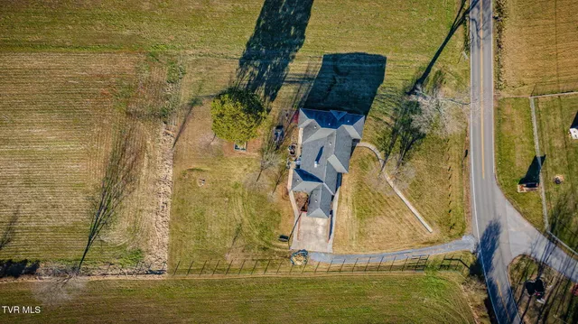 $560,000 | 845 Highway 44, Bristol, TN 37620