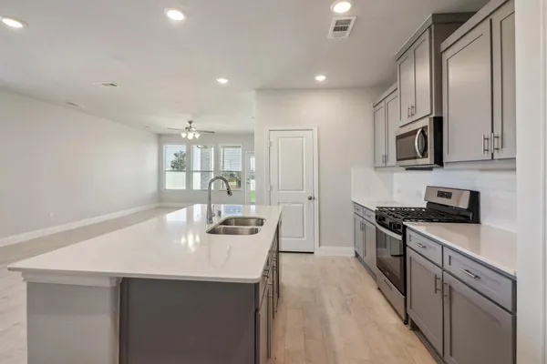 $2,350 | 1016 Amenduni Lane, Anna, TX 75409