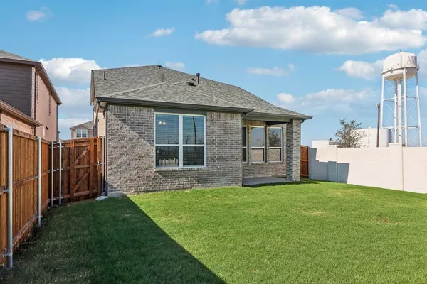 $2,350 | 1016 Amenduni Lane, Anna, TX 75409