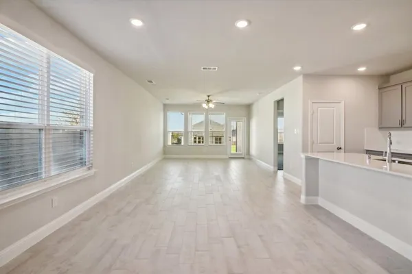 $2,350 | 1016 Amenduni Lane, Anna, TX 75409