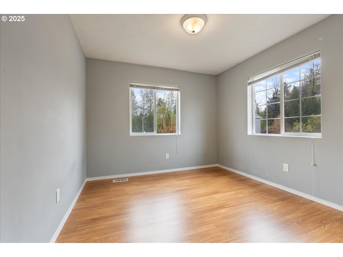 21110 Pebble Lane Fairview, OR 97024 - Photo 20 of 42