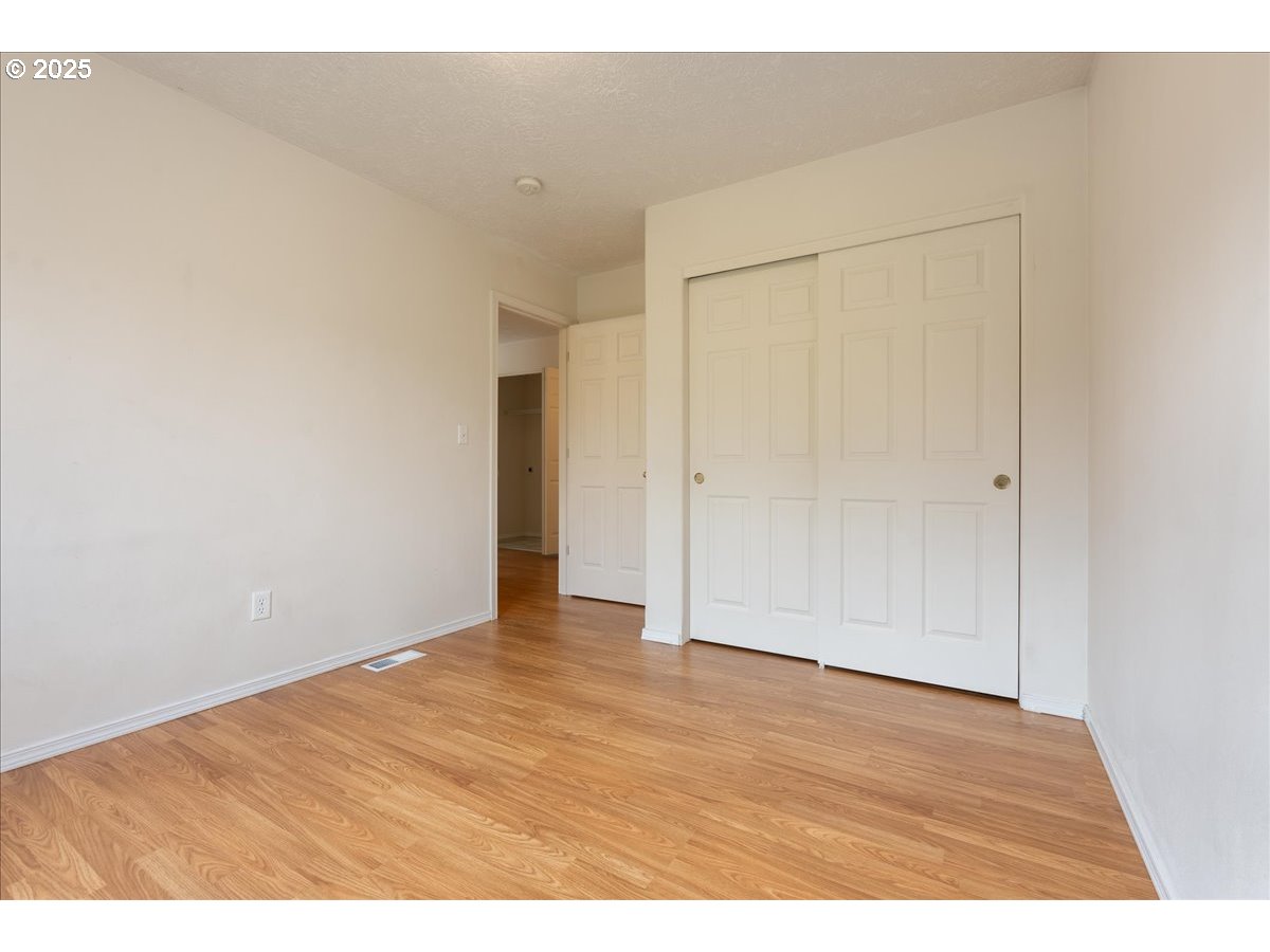 21110 Pebble Lane Fairview, OR 97024 - Photo 24 of 42