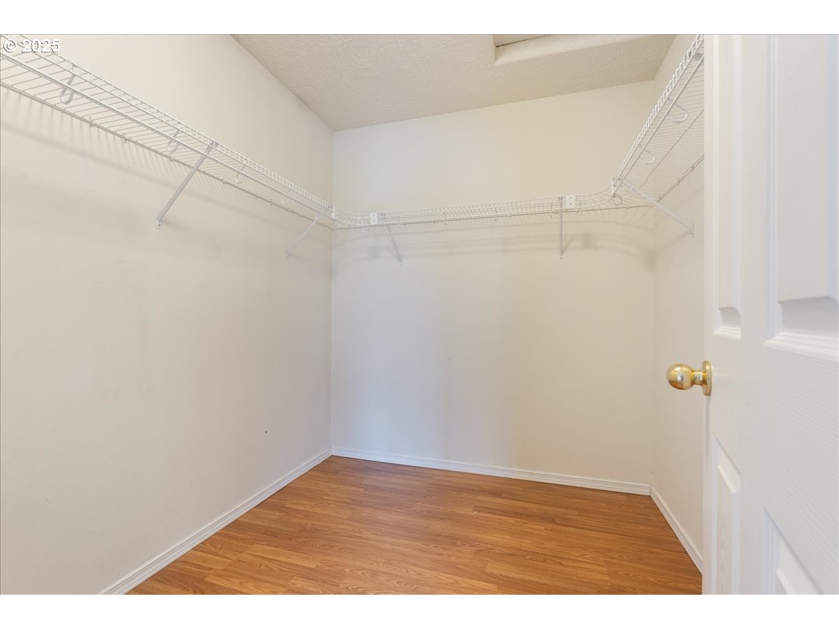 21110 Pebble Lane Fairview, OR 97024 - Photo 26 of 42