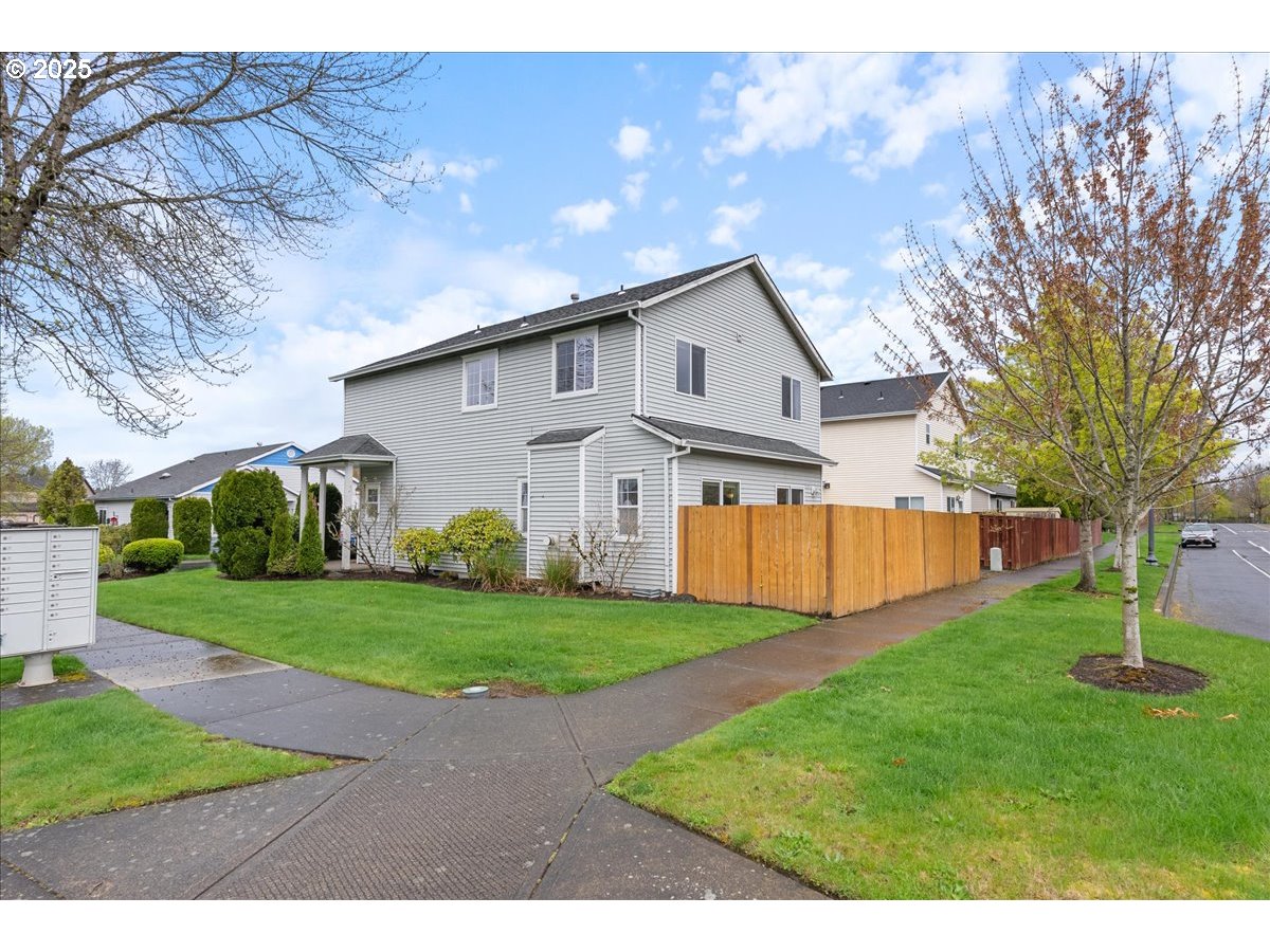 21110 Pebble Lane Fairview, OR 97024 - Photo 38 of 42