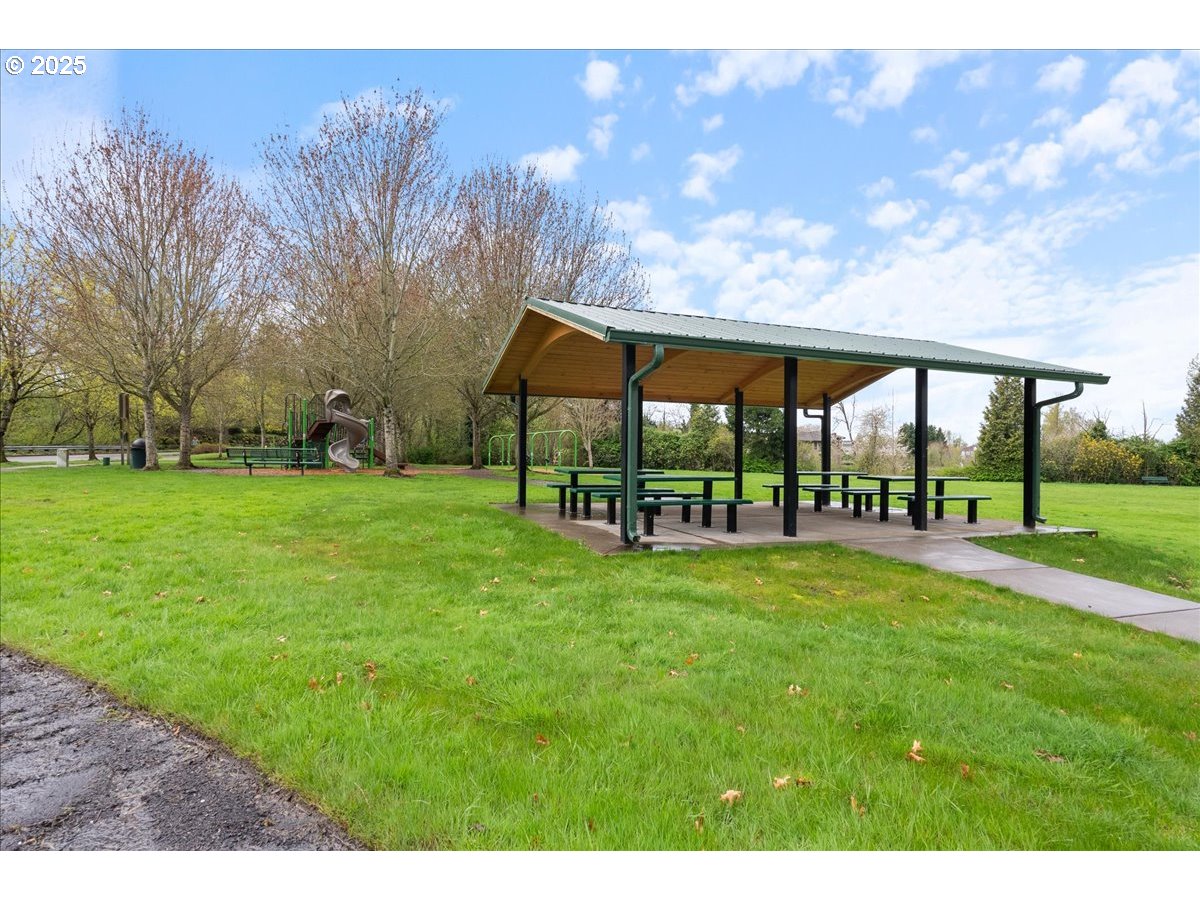 21110 Pebble Lane Fairview, OR 97024 - Photo 39 of 42