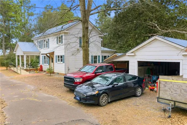 $625,000 | 138-132 West Moore Street, Norman, NC 28367