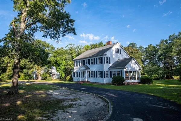 $625,000 | 138-132 West Moore Street, Norman, NC 28367