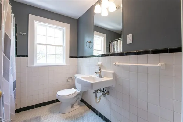 $625,000 | 138-132 West Moore Street, Norman, NC 28367