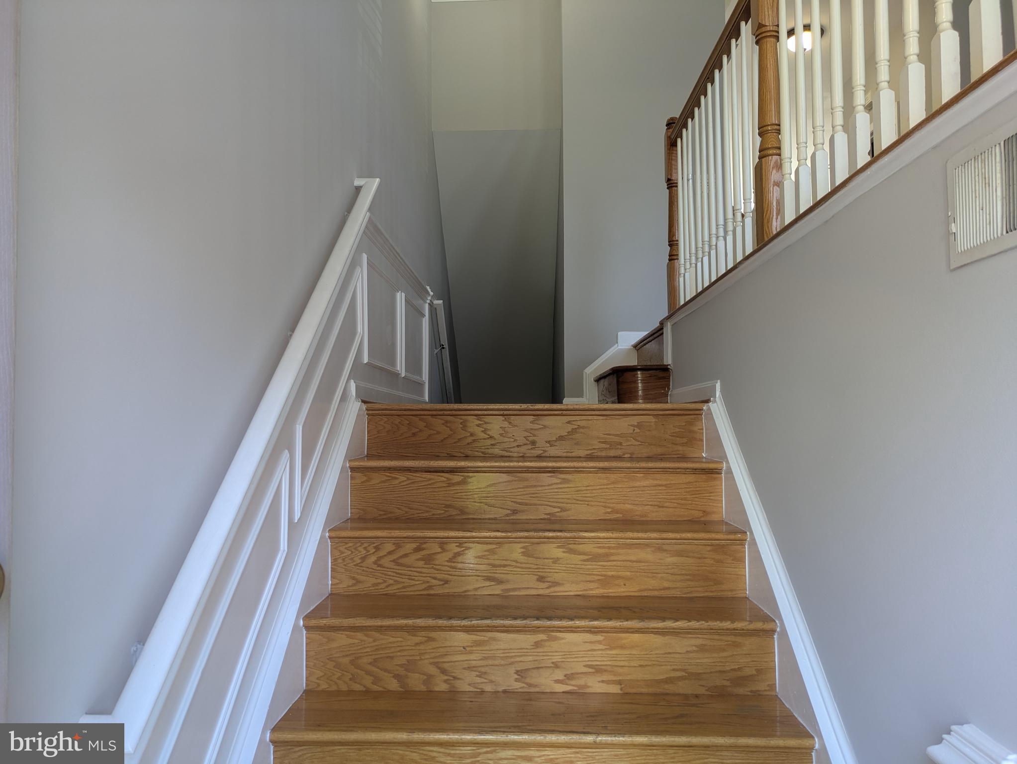 4016 Timber Oak Trail Fairfax, VA 22033 - Photo 3 of 67