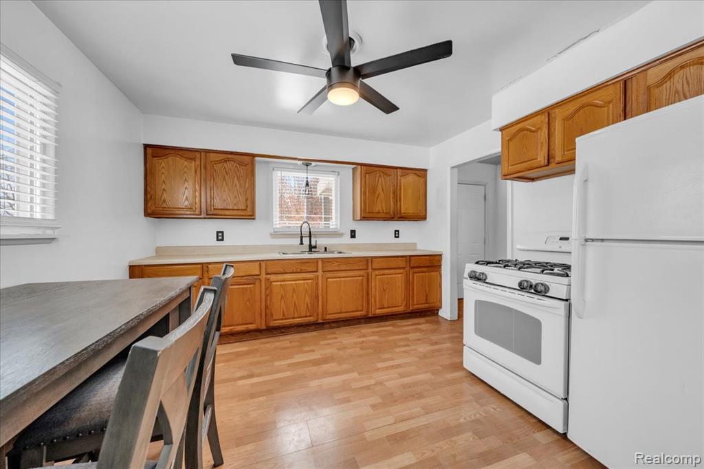 5151 Brobeck Street Flint, MI 48532 - Photo 14 of 22