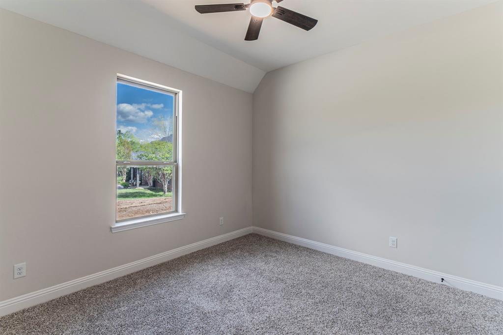26 Kentucky Court Van Alstyne, TX 75495 - Photo 30 of 40 an empty room with a window