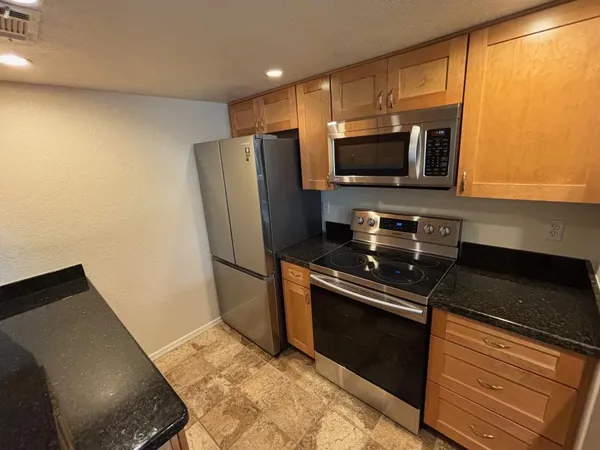 $2,000 | 4850 East Desert Cove Avenue, Unit 324, Scottsdale, AZ 85254