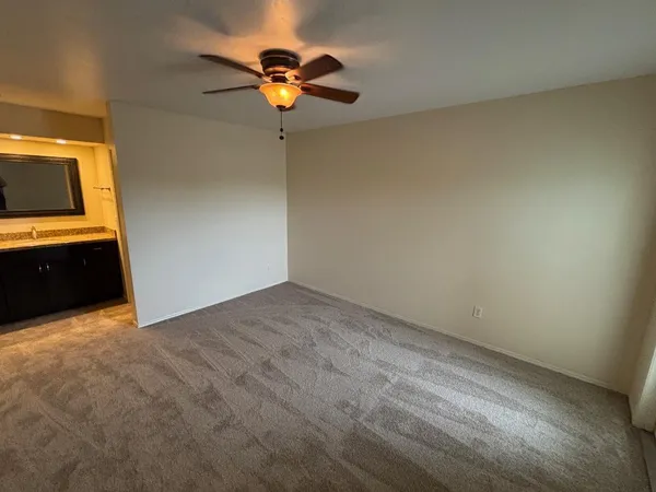 $2,000 | 4850 East Desert Cove Avenue, Unit 324, Scottsdale, AZ 85254